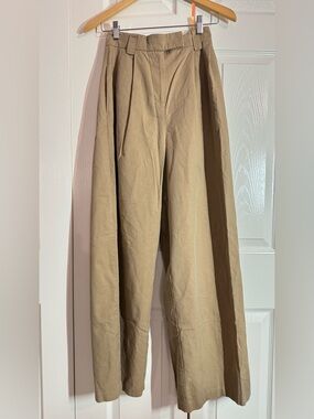 Topshop high waisted chino pants with utility pockets in sand - Size: 4